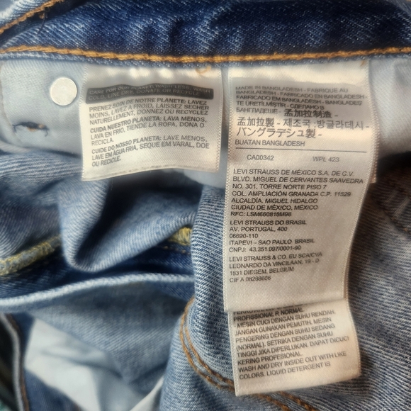 Levi 550 Jeans Mens 40x32 Medium Wash 5 Pocket Red Tab Relaxed Fit - Picture 3 of 7